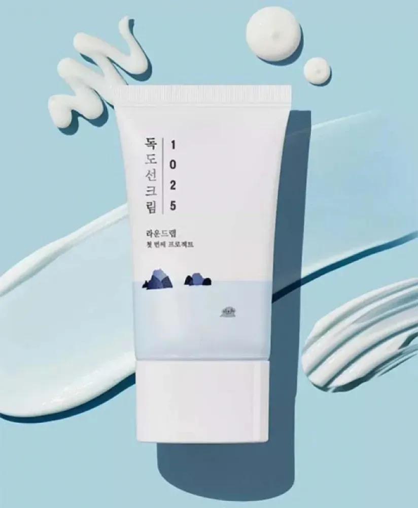 Солнцезащитный крем для лица увлажняющий SPF 50 1025 Dokdo Sunscreen от Round Lab
